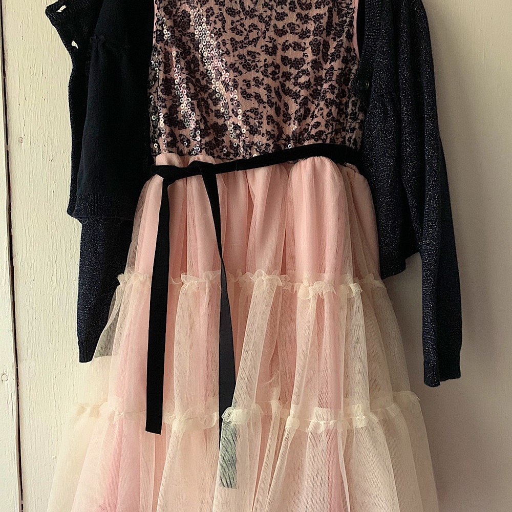 Girls dress. Size 6